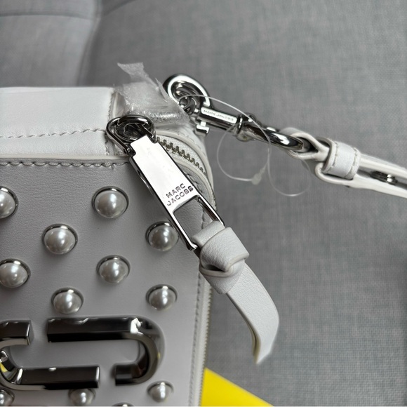 Marc Jacobs Pearl Snapshot Leather Shoulder Bag - Picture 7 of 11